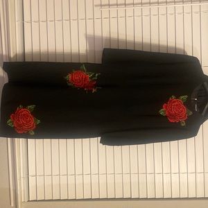 Dolce and Gabbana Dress Size 46. Black with red roses 🌹